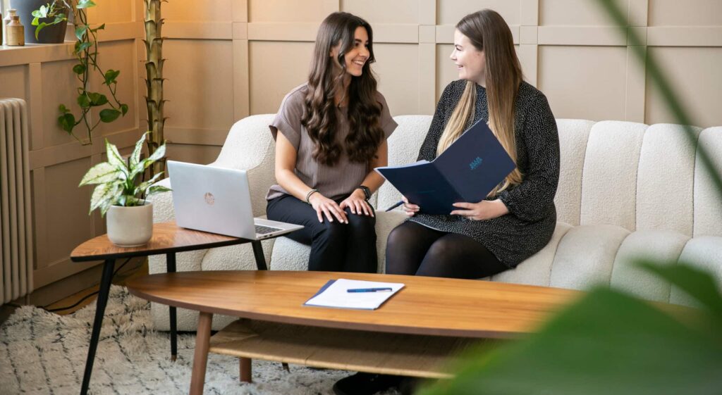 How to make a successful training contract application