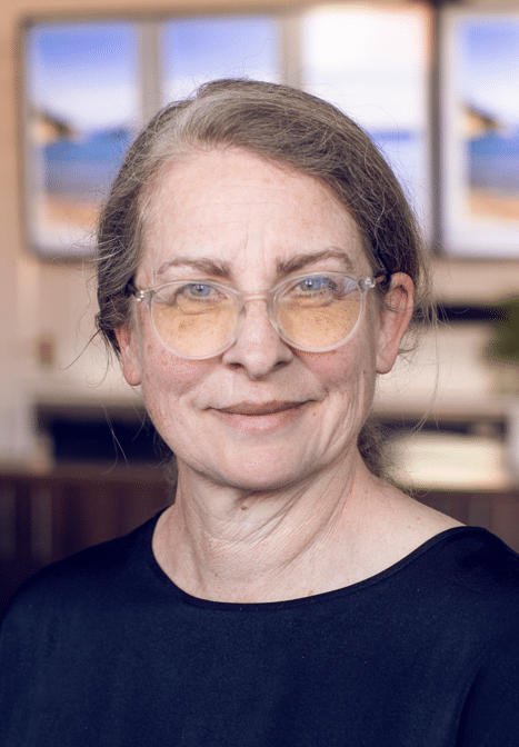 Photo of Eve Craker