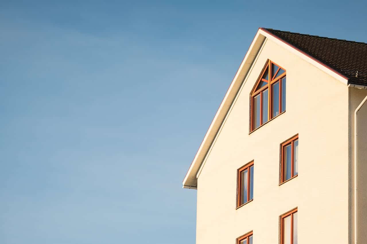 Buying or Selling a House during the Stay-at-Home Period