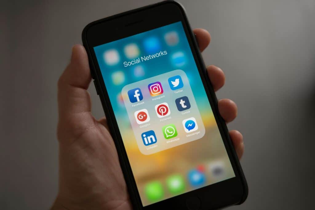 NatWest’s ban of WhatsApp and Facebook messenger – Should employers do the same?